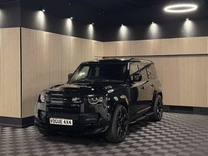 2025 Land Rover Defender 110
