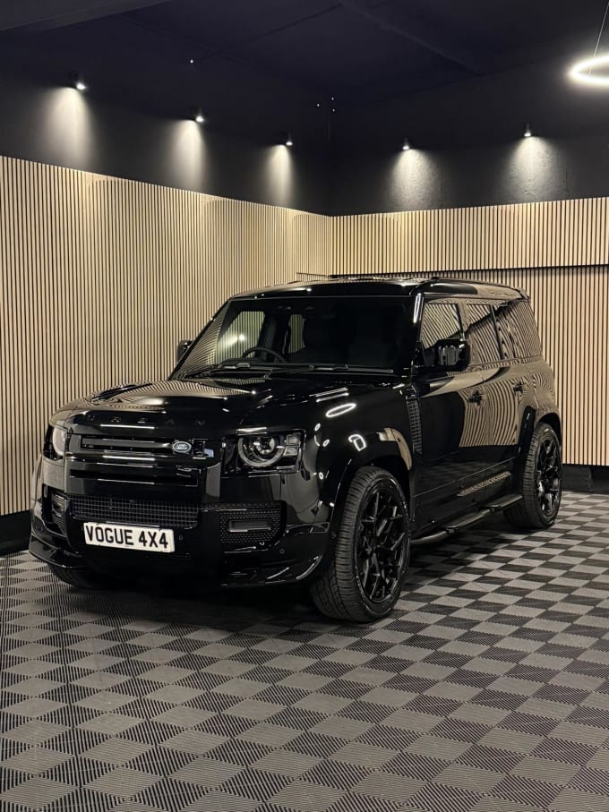 2025 Land Rover Defender 110