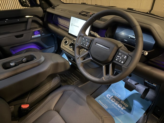 2025 Land Rover Defender 110