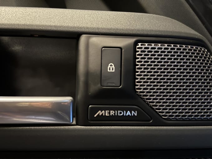 2023 Land Rover Defender 110