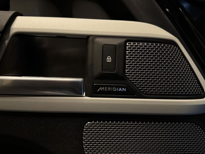 2022 Land Rover Defender 110