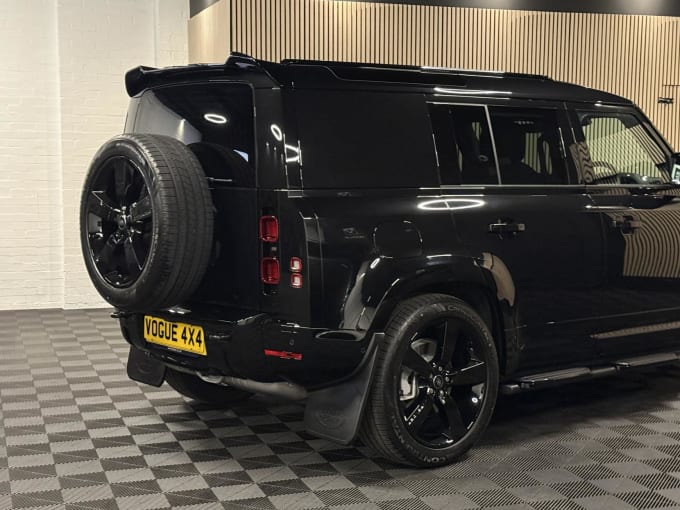 2025 Land Rover Defender 110