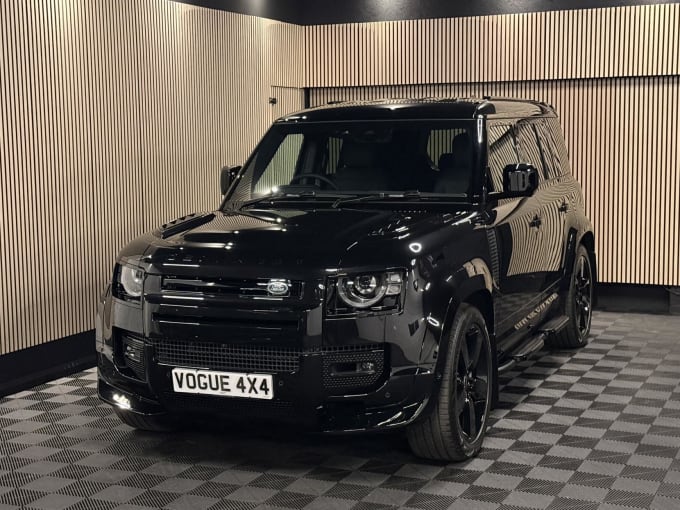 2025 Land Rover Defender 110