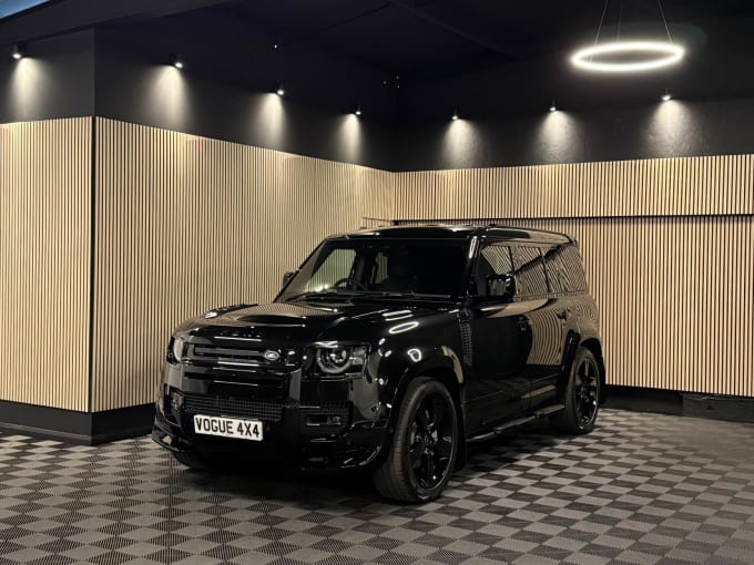 2025 Land Rover Defender 110