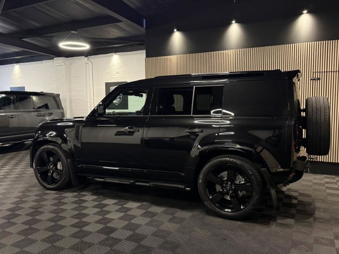 2025 Land Rover Defender 110
