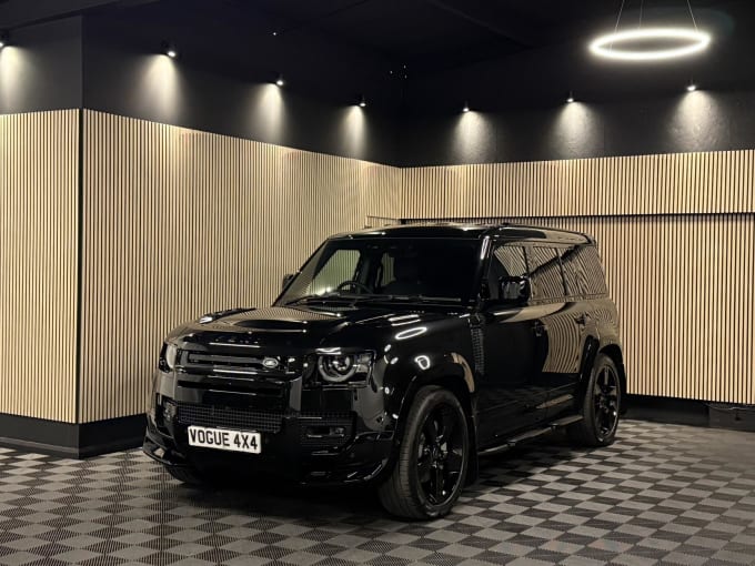 2025 Land Rover Defender 110