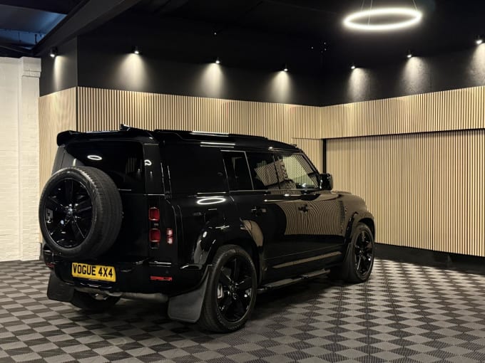 2025 Land Rover Defender 110