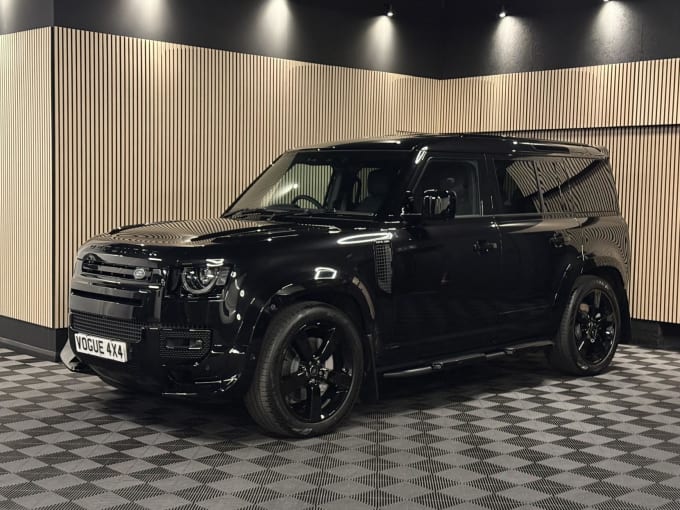 2025 Land Rover Defender 110