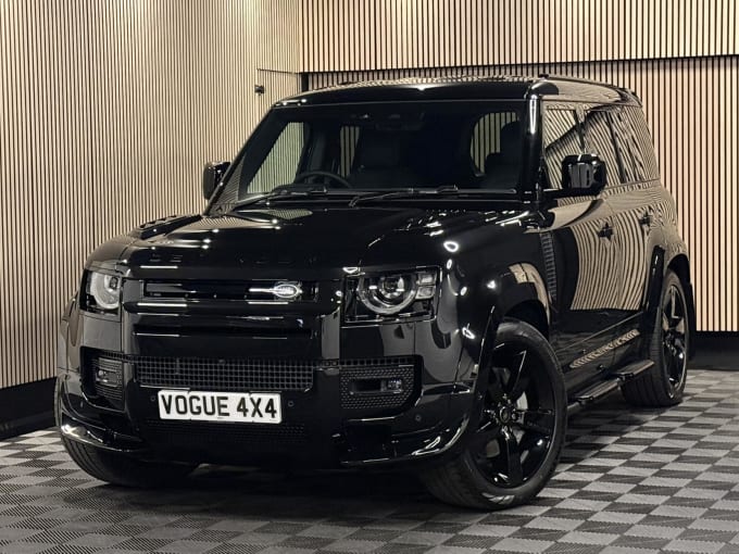 2025 Land Rover Defender 110