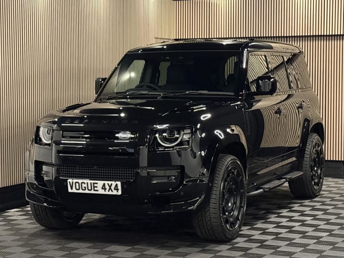 2025 Land Rover Defender 110