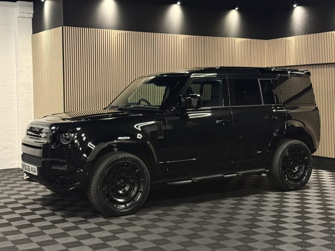 2025 Land Rover Defender 110