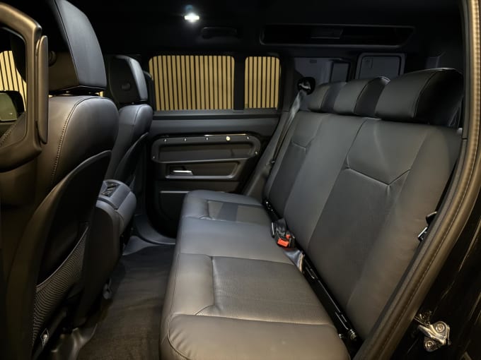 2025 Land Rover Defender 110