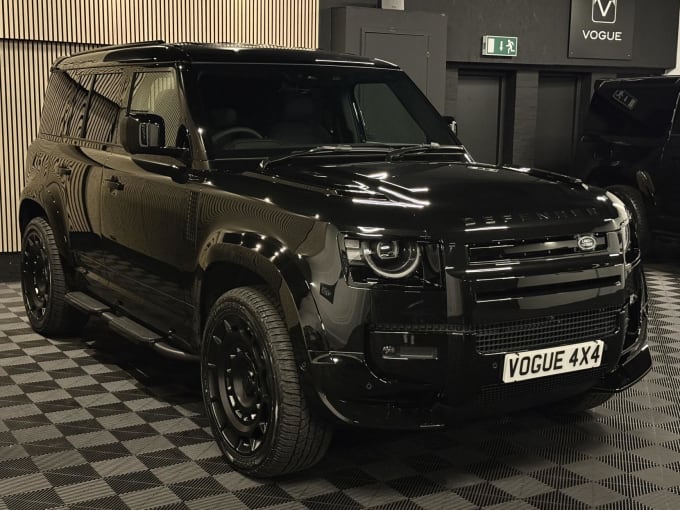 2025 Land Rover Defender 110