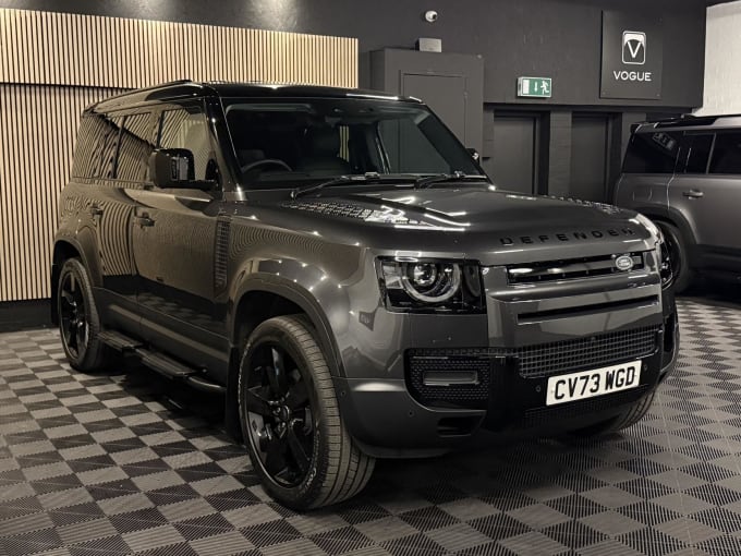 2024 Land Rover Defender 110