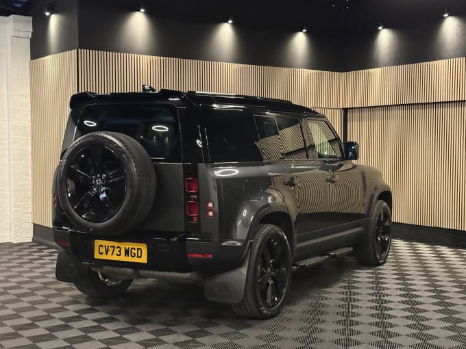 2024 Land Rover Defender 110