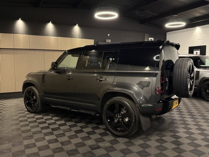 2024 Land Rover Defender 110