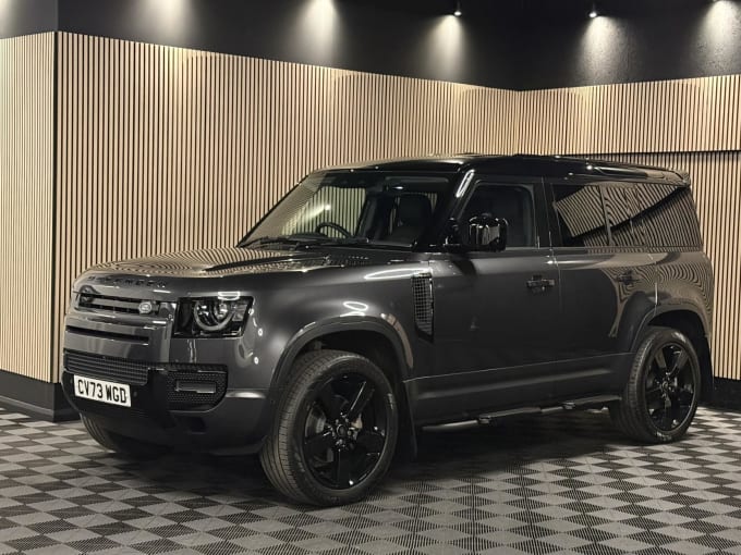 2024 Land Rover Defender 110