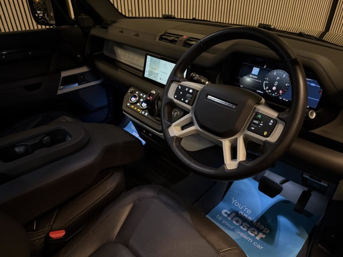 2024 Land Rover Defender 110