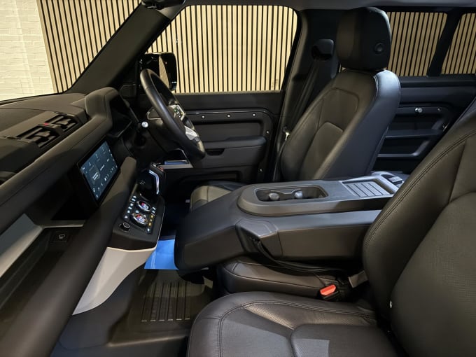 2024 Land Rover Defender 110