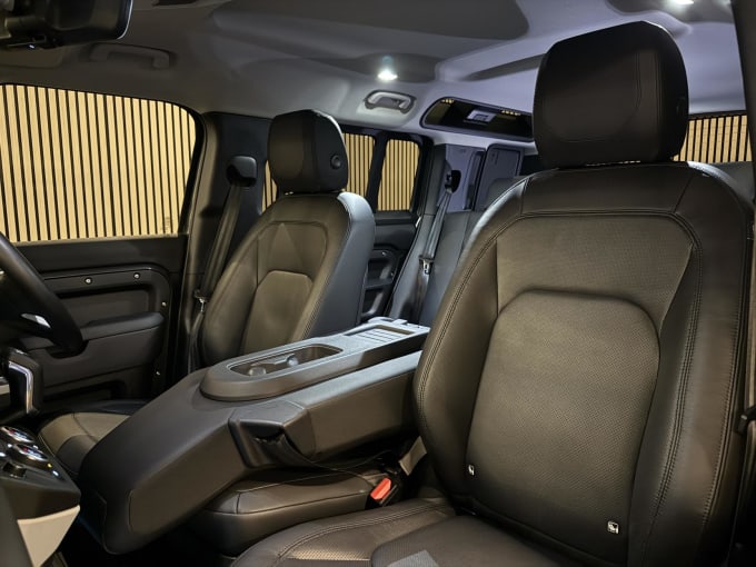 2024 Land Rover Defender 110