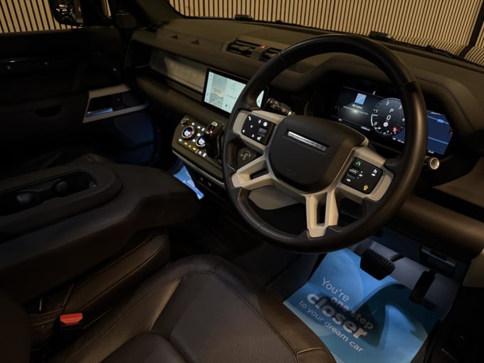 2024 Land Rover Defender 110