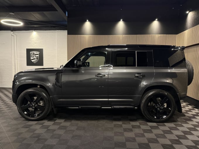 2024 Land Rover Defender 110