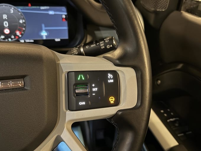 2024 Land Rover Defender 110