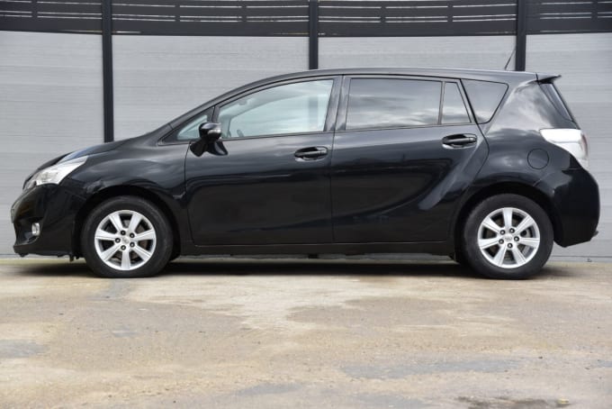 2015 Toyota Verso