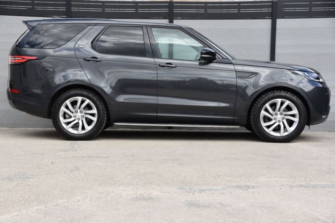 2025 Land Rover Discovery