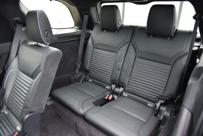 2025 Land Rover Discovery