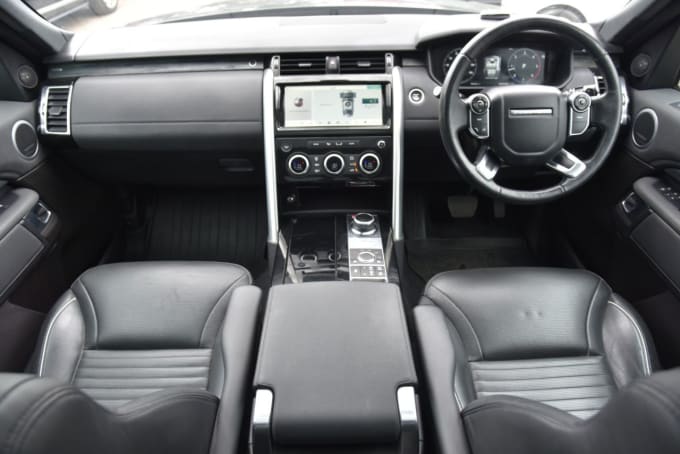 2025 Land Rover Discovery