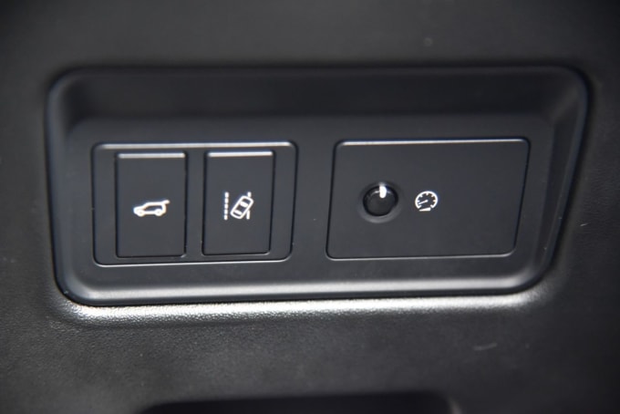 2025 Land Rover Discovery