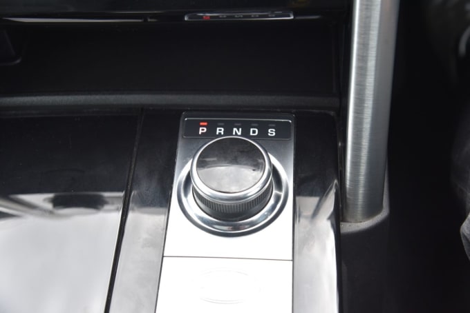 2025 Land Rover Discovery