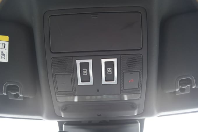 2025 Land Rover Discovery