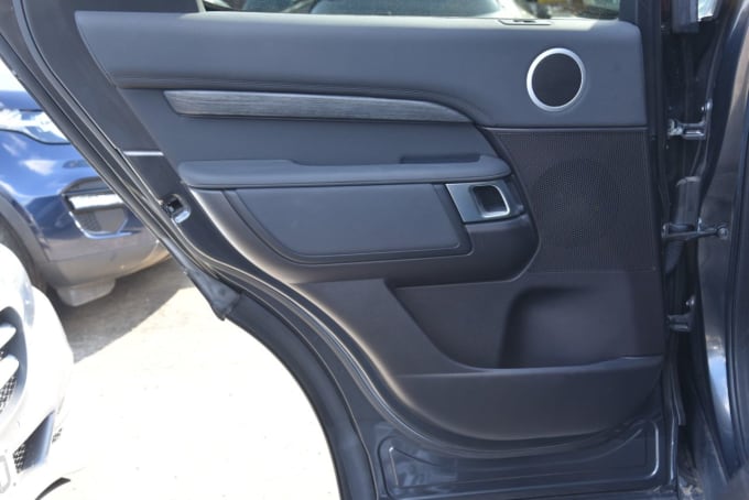 2025 Land Rover Discovery