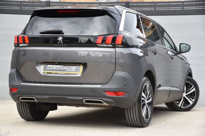 2024 Peugeot 5008