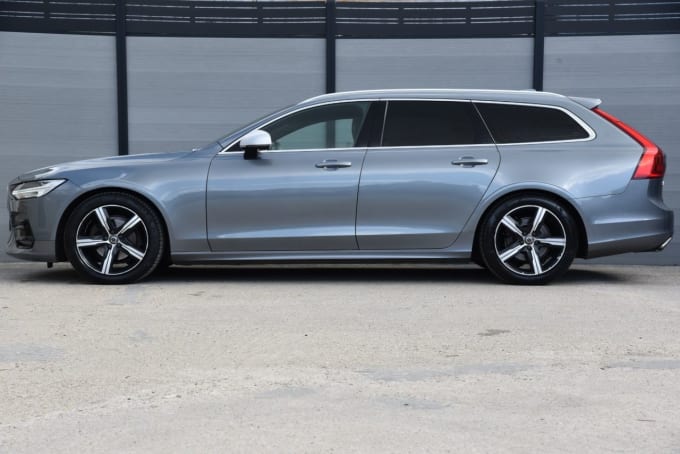 2024 Volvo V90