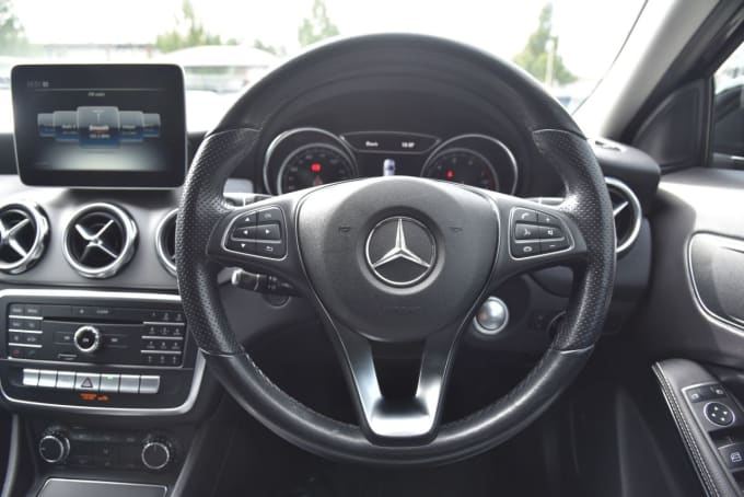 2024 Mercedes-benz Gla-class