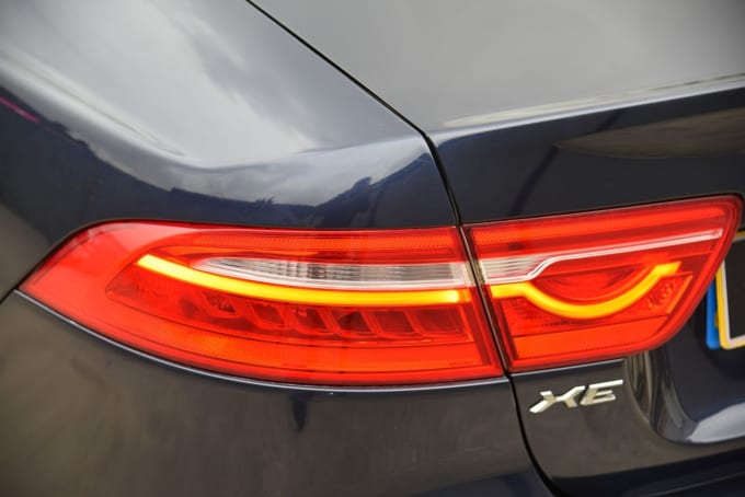 2025 Jaguar Xe