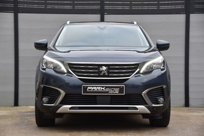 2025 Peugeot 5008