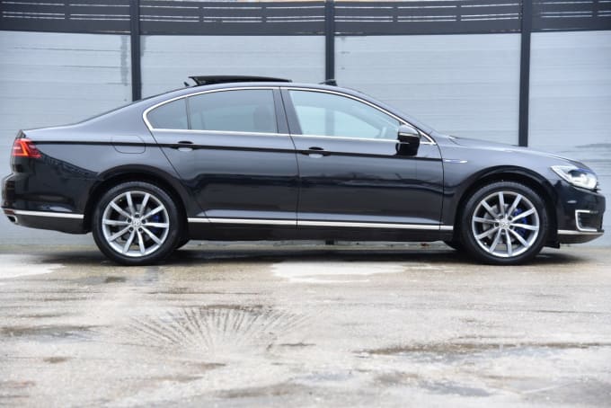 2025 Volkswagen Passat