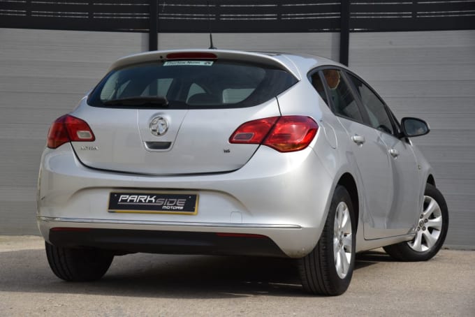 2025 Vauxhall Astra