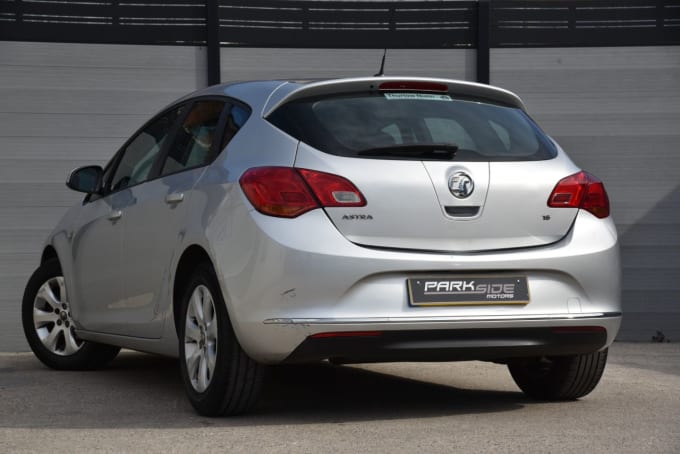 2025 Vauxhall Astra