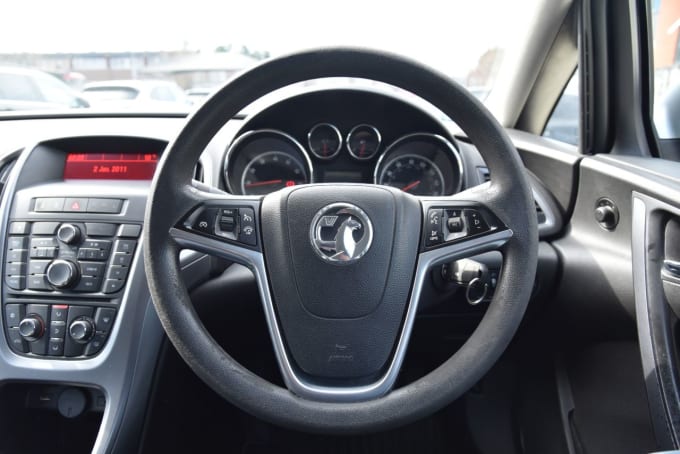2025 Vauxhall Astra