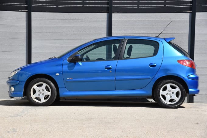 2025 Peugeot 206