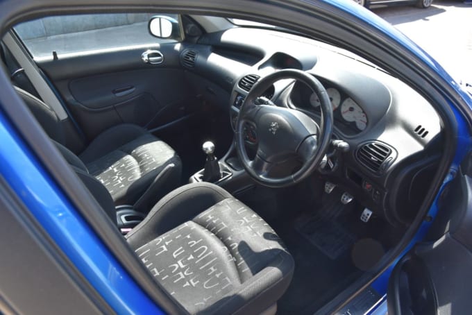 2025 Peugeot 206