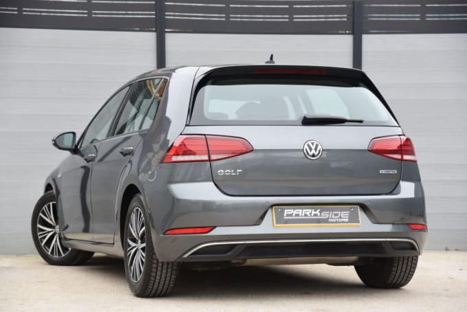 2025 Volkswagen Golf