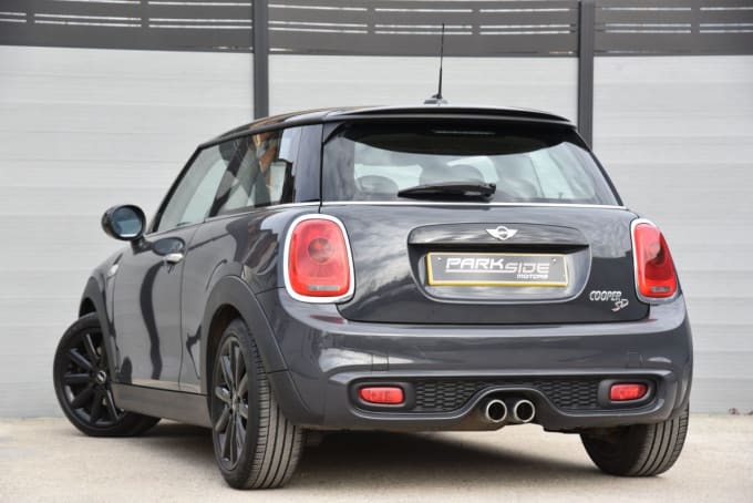 2025 Mini Hatch