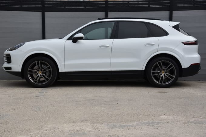 2025 Porsche Cayenne