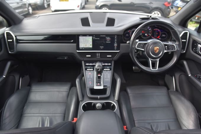 2025 Porsche Cayenne